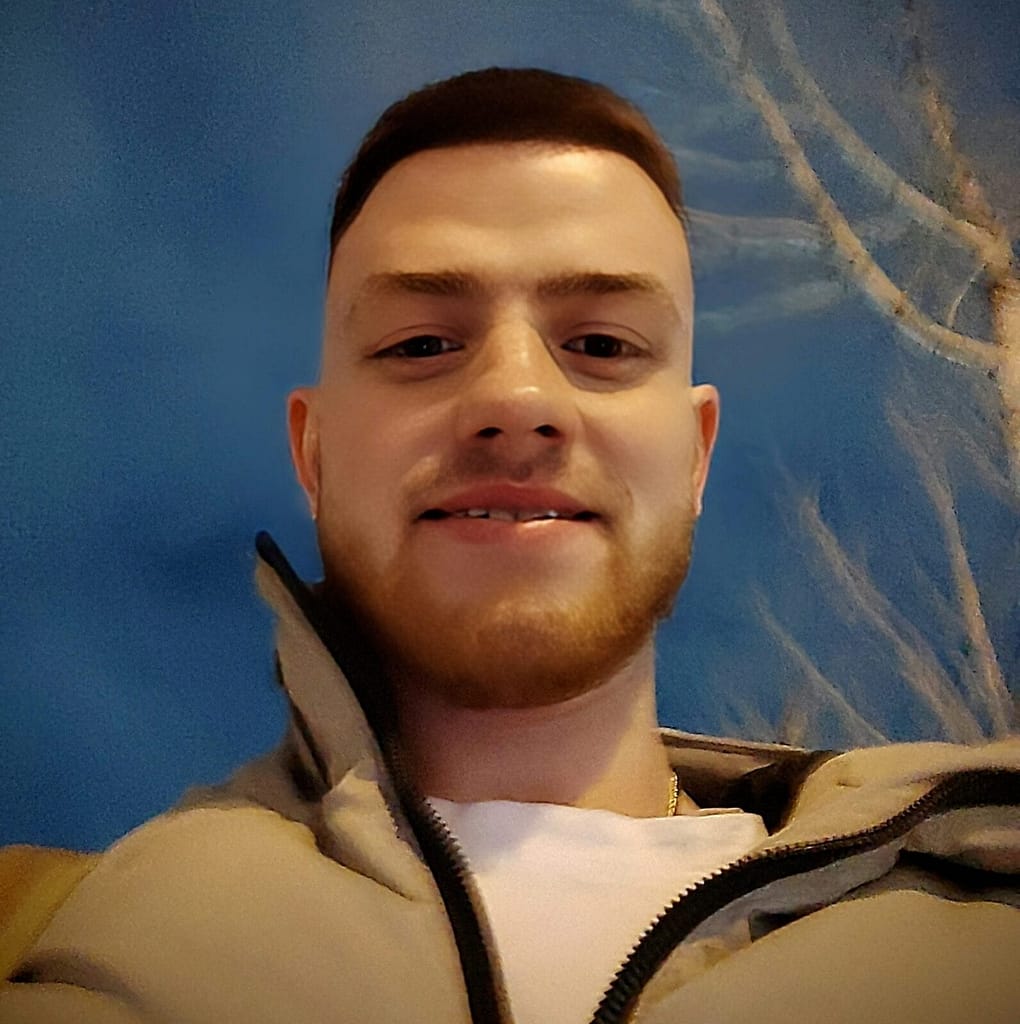 About me 1 Stanislav Stan About me Tutoriand